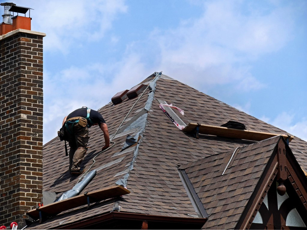 Roofing Contractor in Little Rock, AR